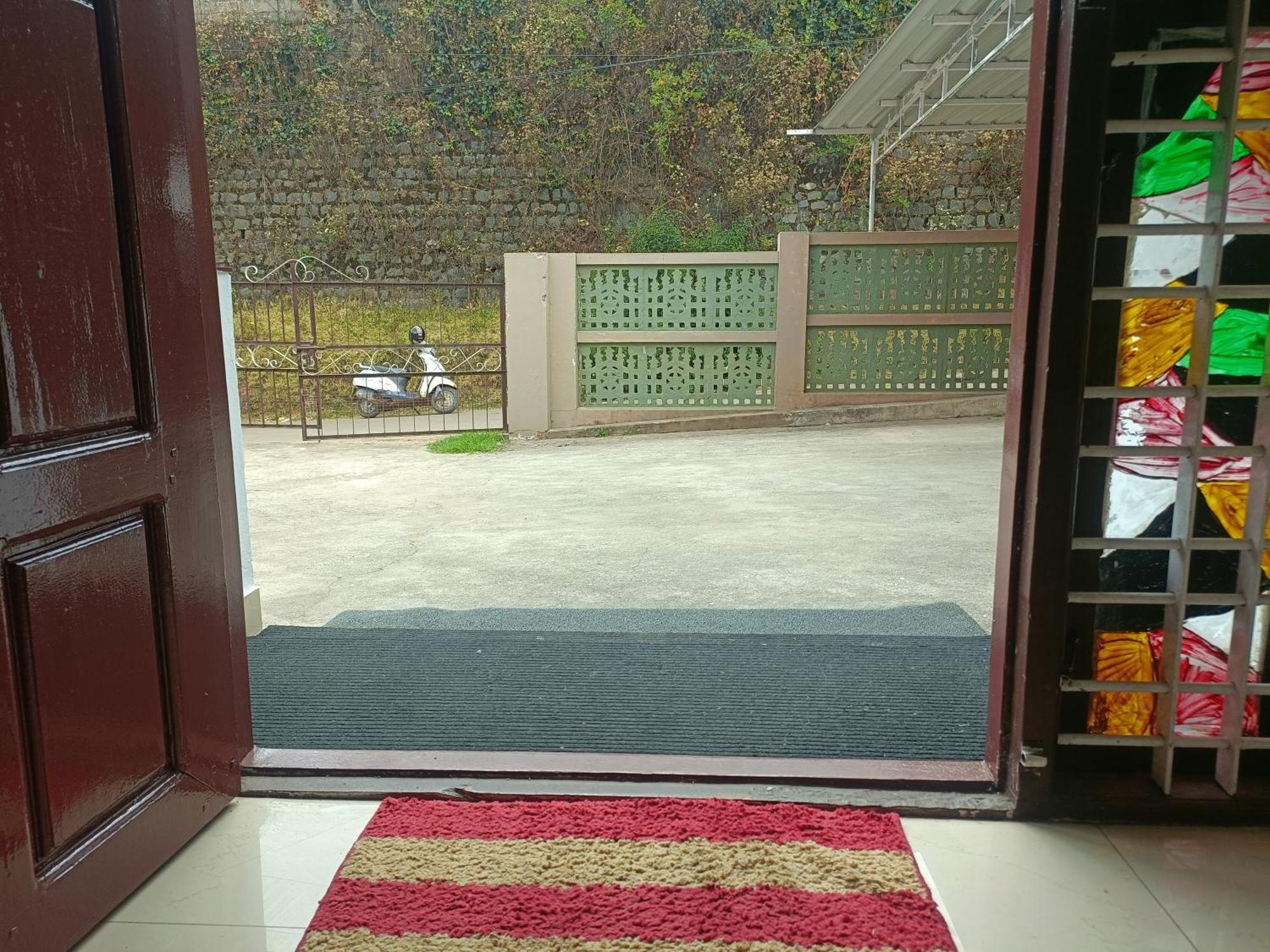 Queens Cottage - Individual Cottage Ooty Exterior foto